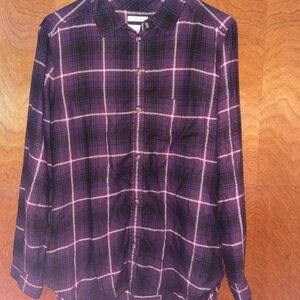 American Eagle Outfitters Purple Casual Button Down Shirt